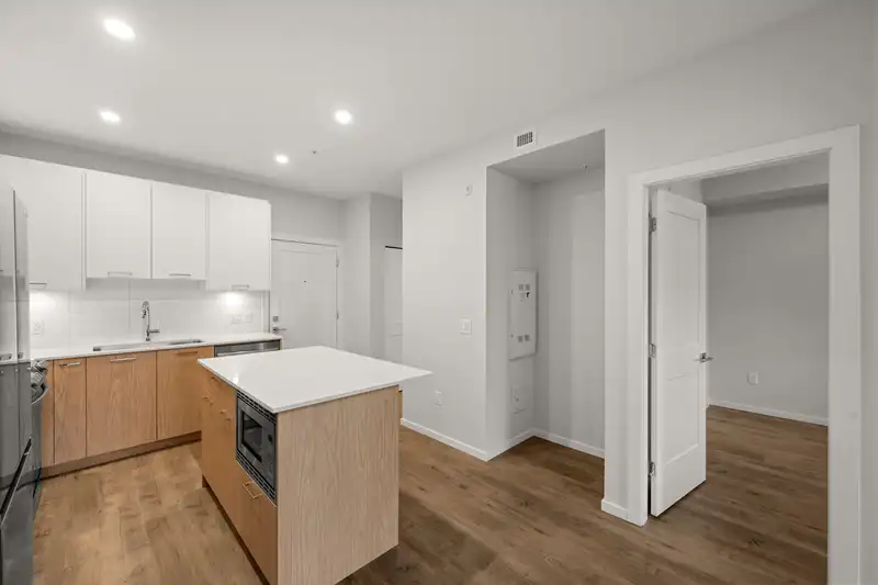 414 3317 148 STREET - photo 4 of 12