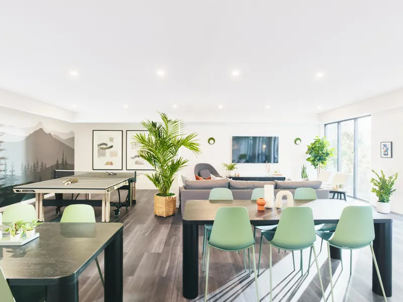 511 15730 FRASER HIGHWAY - photo 2 of 4