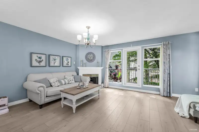 401 14188 103A AVENUE - photo 1 of 30