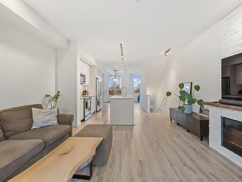 98 2380 RANGER LANE - photo 1 of 21