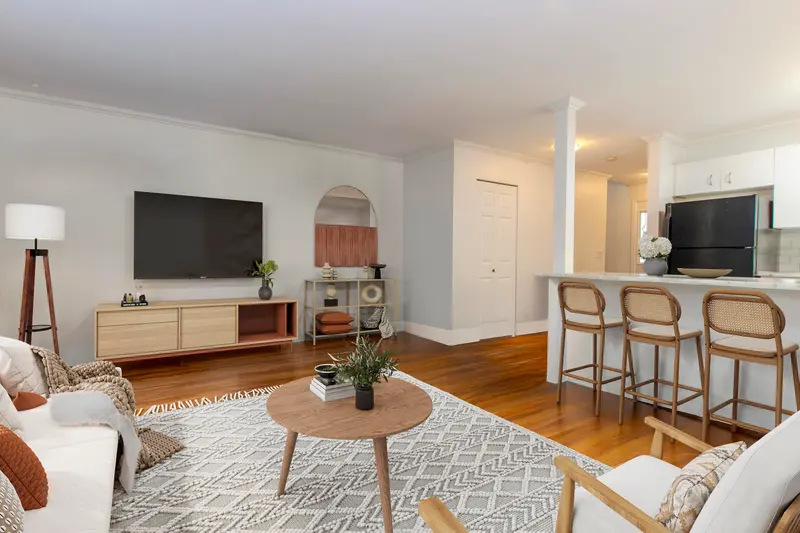 34 39920 GOVERNMENT ROAD - photo 4 of 21