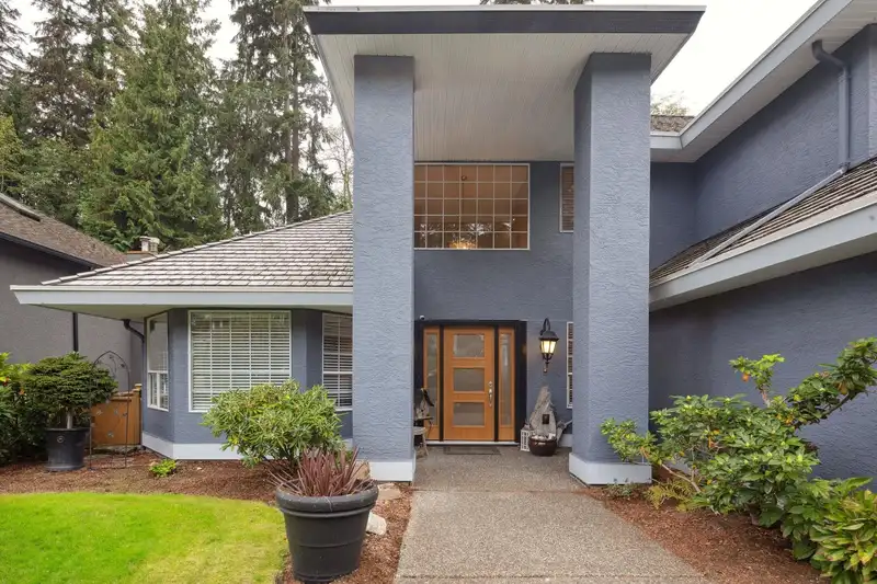 1631 EMERSON COURT - photo 2 of 40