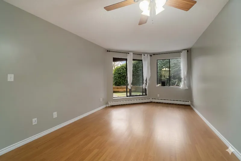 114 1177 HOWIE AVENUE - photo 2 of 16