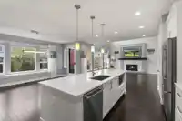 16726 18 AVENUE - thumbnail 12