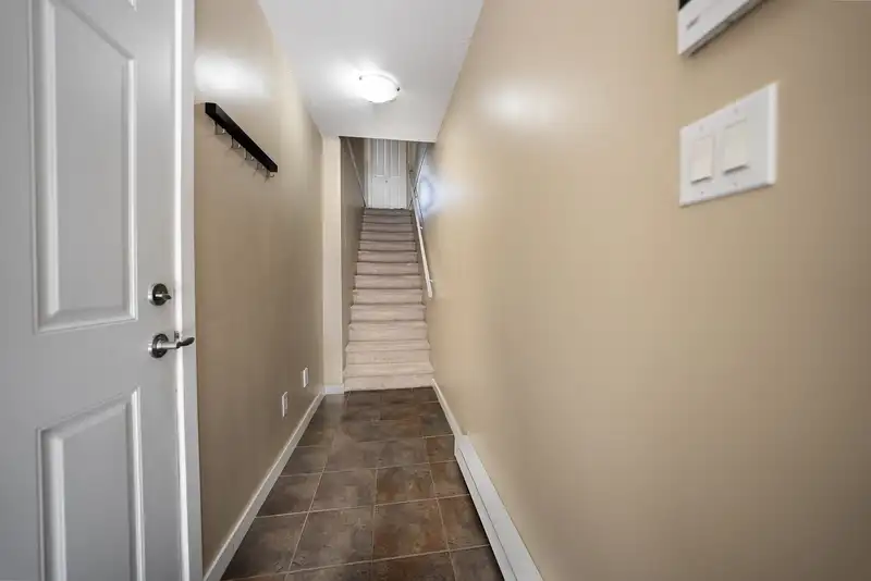 130 18701 66 AVENUE - photo 3 of 29