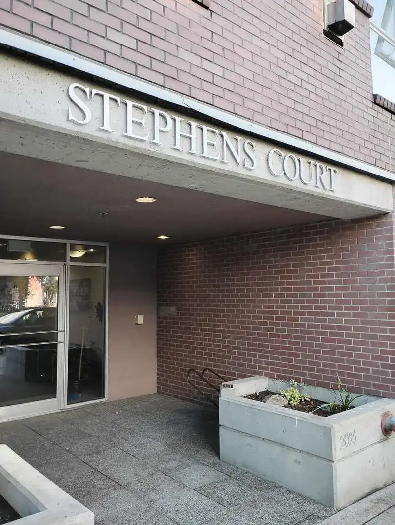 311 2025 STEPHENS STREET - photo 2 of 24