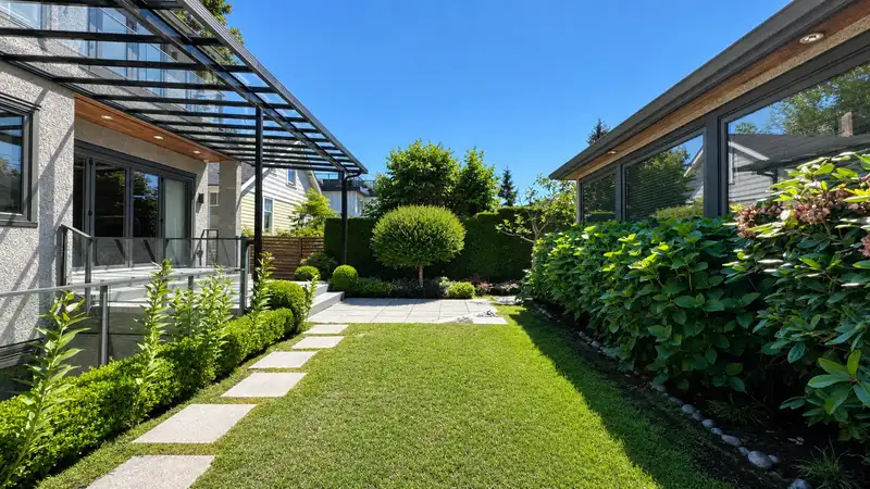 4632 W 11TH AVENUE - photo 4 of 39