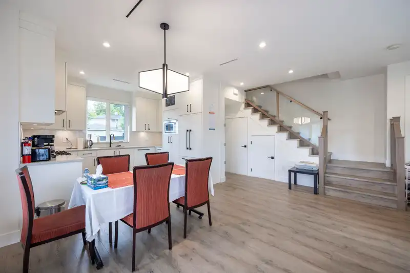 4541 HOY STREET - photo 4 of 26