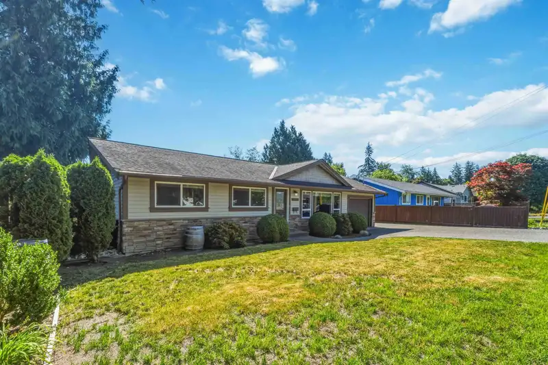 12316 227 STREET - photo 2 of 40