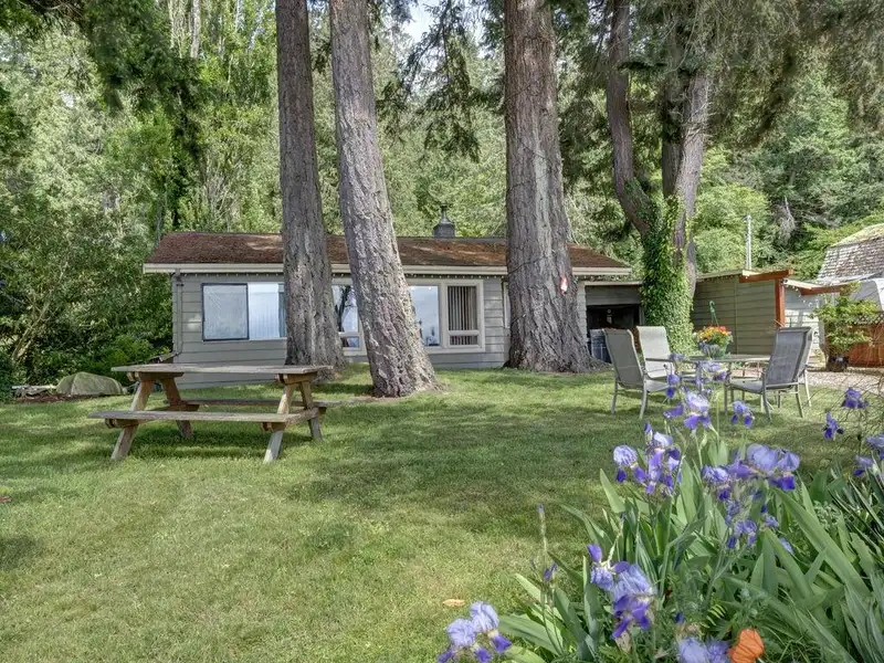 8622 ESPL MERRY ISLAND - photo 4 of 40