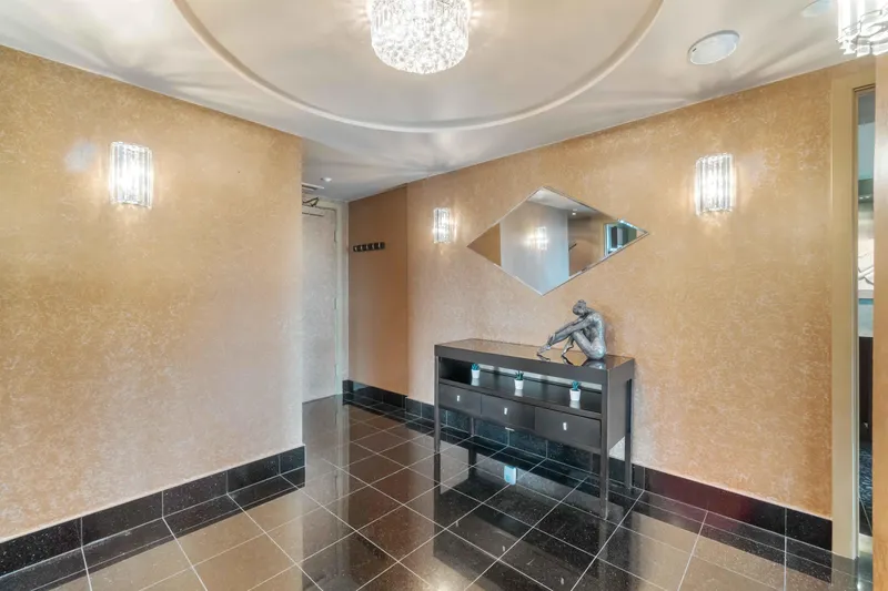 2201 909 BURRARD STREET - photo 4 of 25