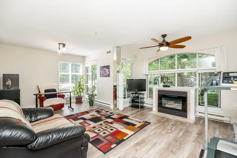 102 2285 WELCHER AVENUE - photo 1 of 35