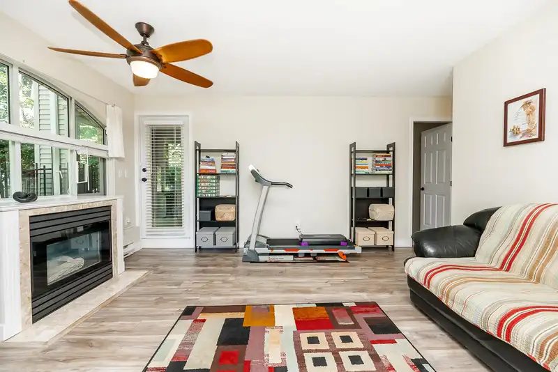 102 2285 WELCHER AVENUE - photo 2 of 35