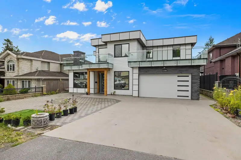 13306 90 AVENUE - photo 1 of 40