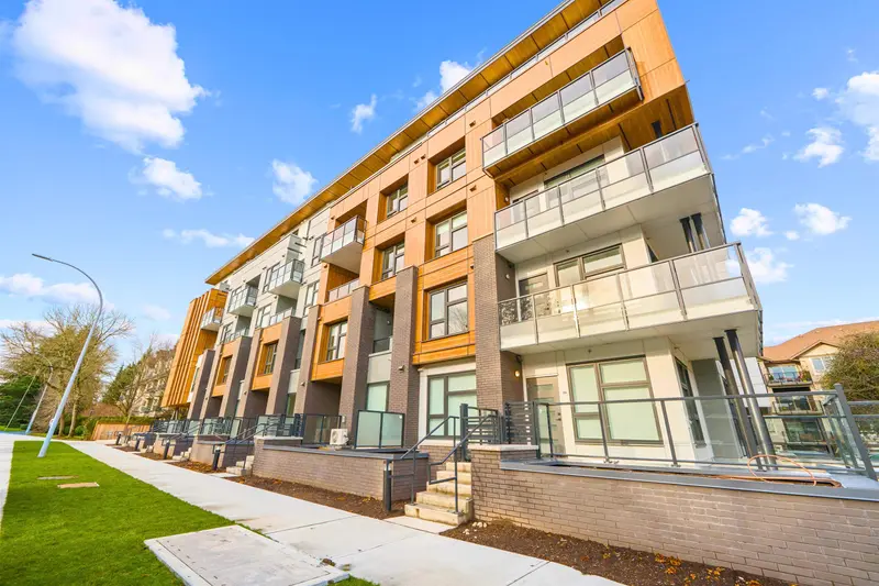 101 15353 17 AVENUE - photo 1 of 25