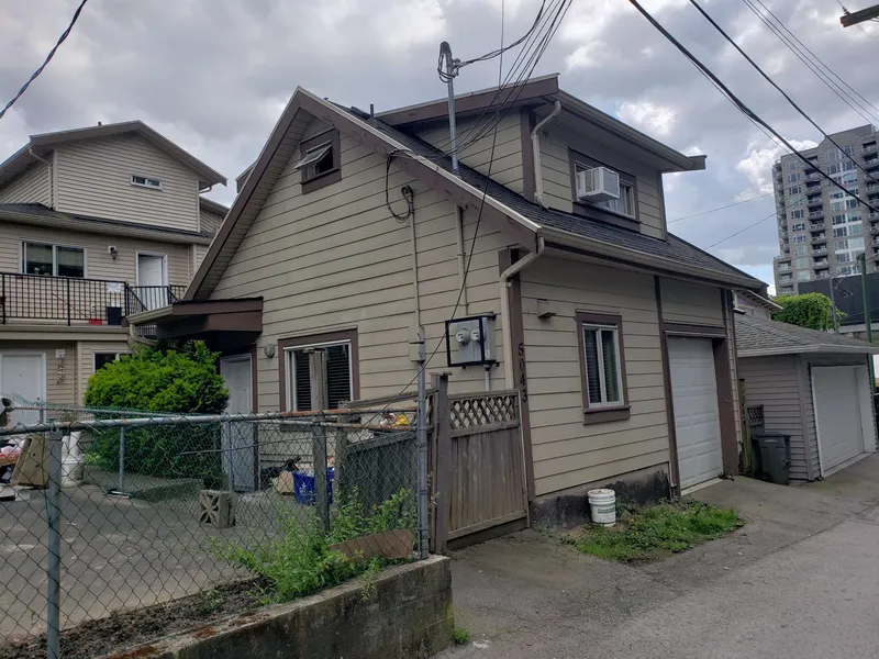 5045 PAYNE STREET - photo 4 of 4