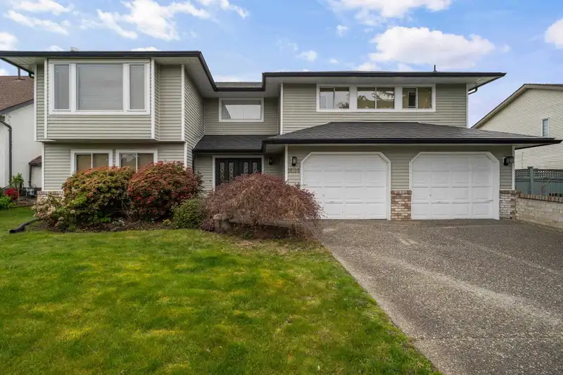 16109 80A AVENUE - photo 1 of 40