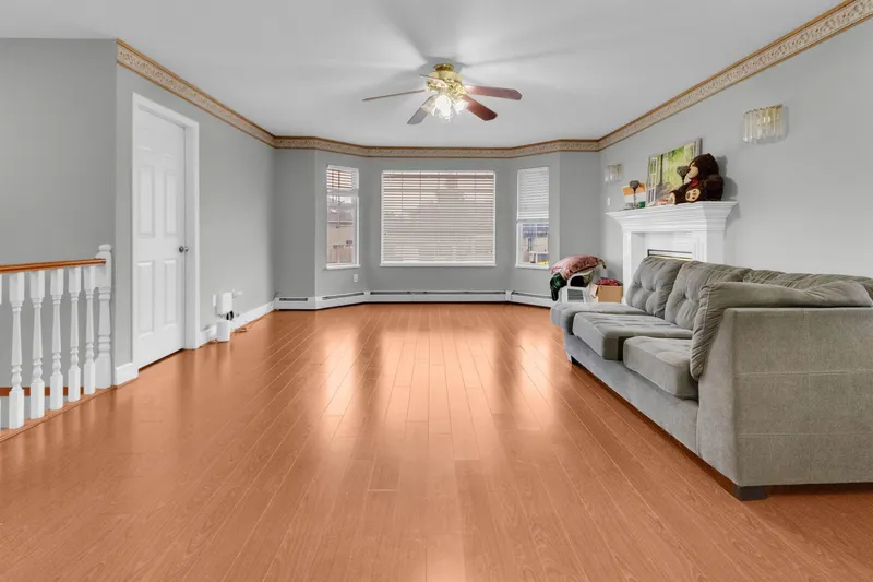 12526 75A AVENUE - photo 4 of 25