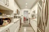 205 1740 SOUTHMERE CRESCENT - thumbnail 12