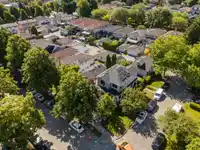 116 E 37TH AVENUE - thumbnail 4