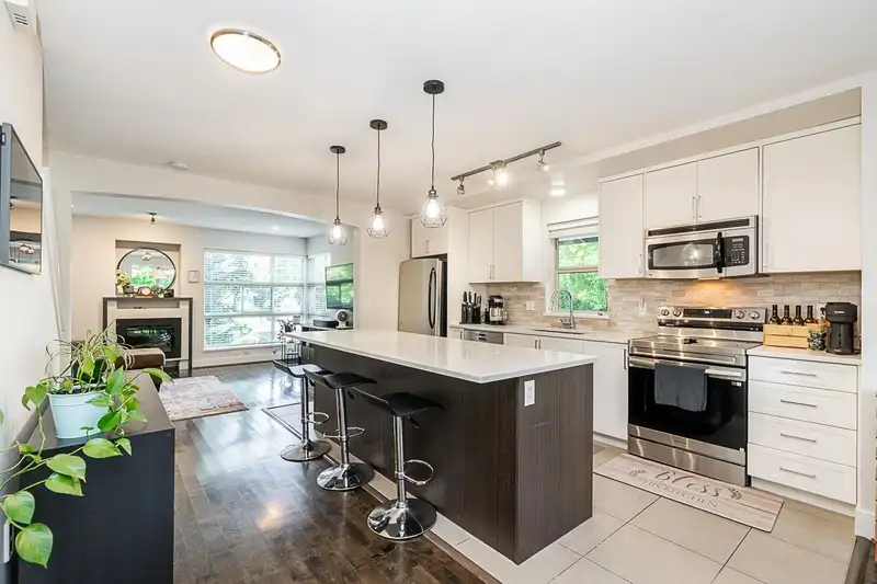 1 6671 121 STREET - photo 1 of 39