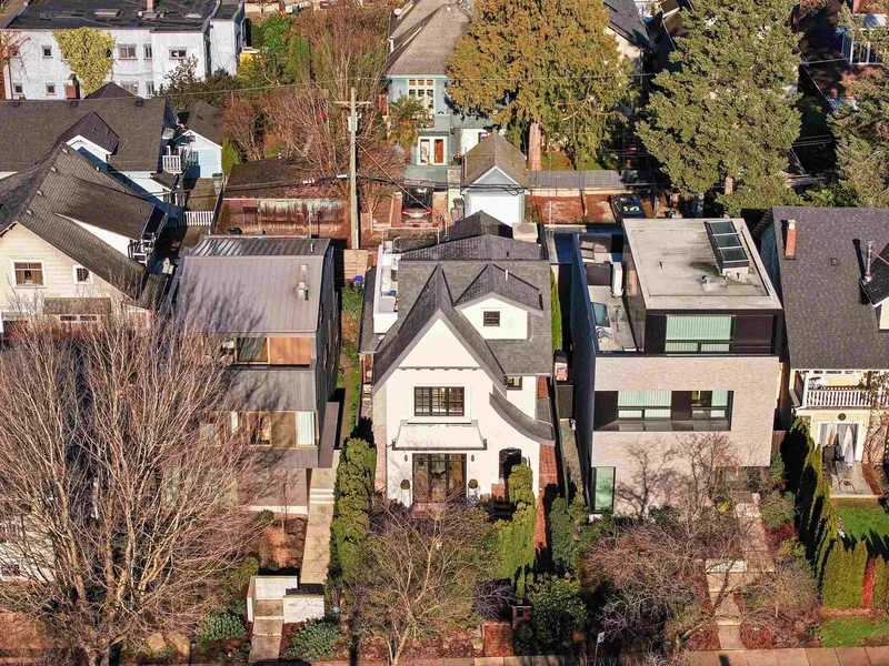 1973 CREELMAN AVENUE - photo 1 of 25