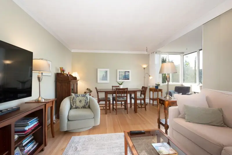 505 1425 ESQUIMALT AVENUE - photo 4 of 25