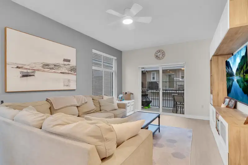 31 12073 62 AVENUE - photo 3 of 40