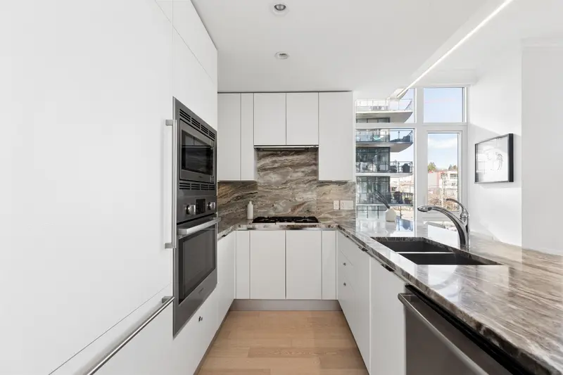 409 185 VICTORY SHIP WAY - photo 4 of 25