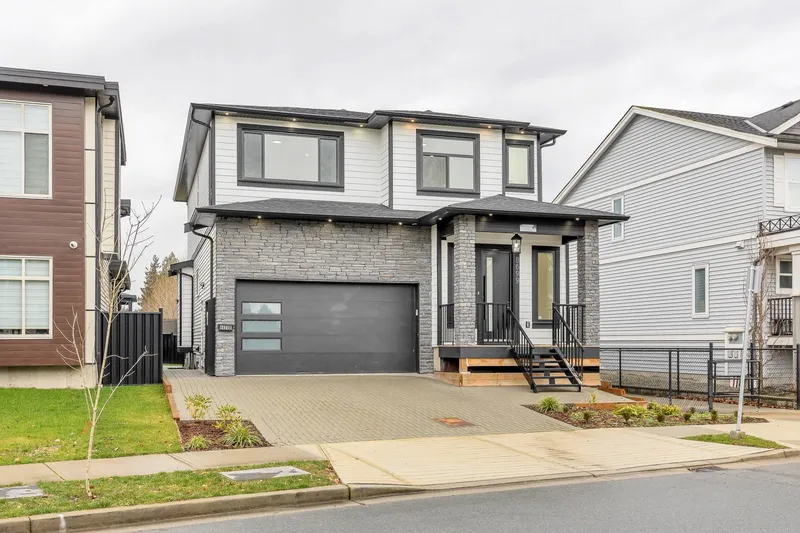 8699 MACHELL STREET - photo 2 of 25