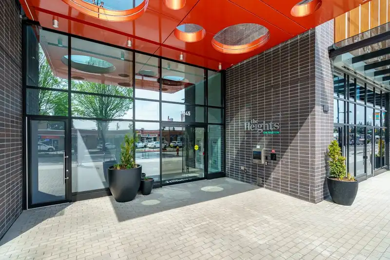 2101 1045 AUSTIN AVENUE - photo 2 of 27