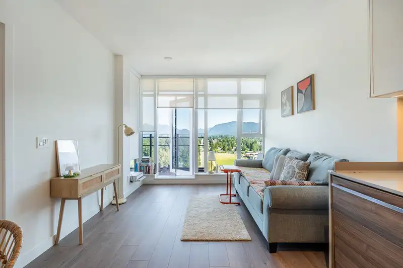 2101 1045 AUSTIN AVENUE - photo 4 of 27