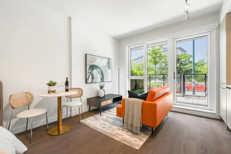 114 5168 CAMBIE STREET - photo 2 of 24