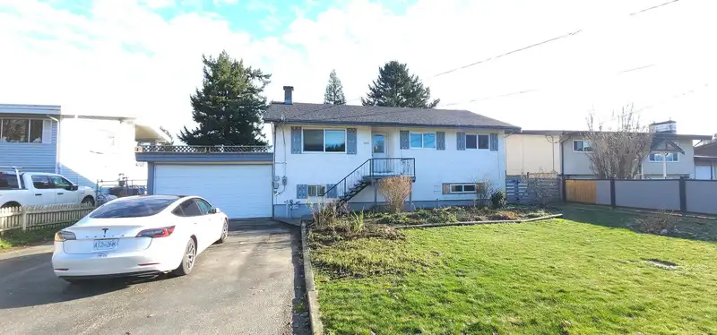9620 MCNAUGHT ROAD - photo 1 of 10