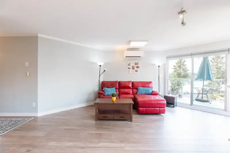 307A 1220 QUAYSIDE DRIVE - photo 4 of 27