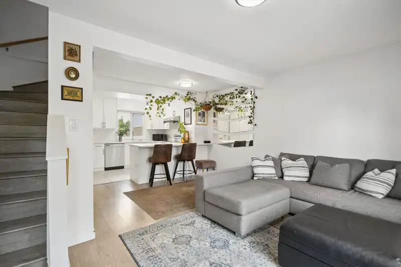 6650 ARLINGTON STREET - photo 2 of 35