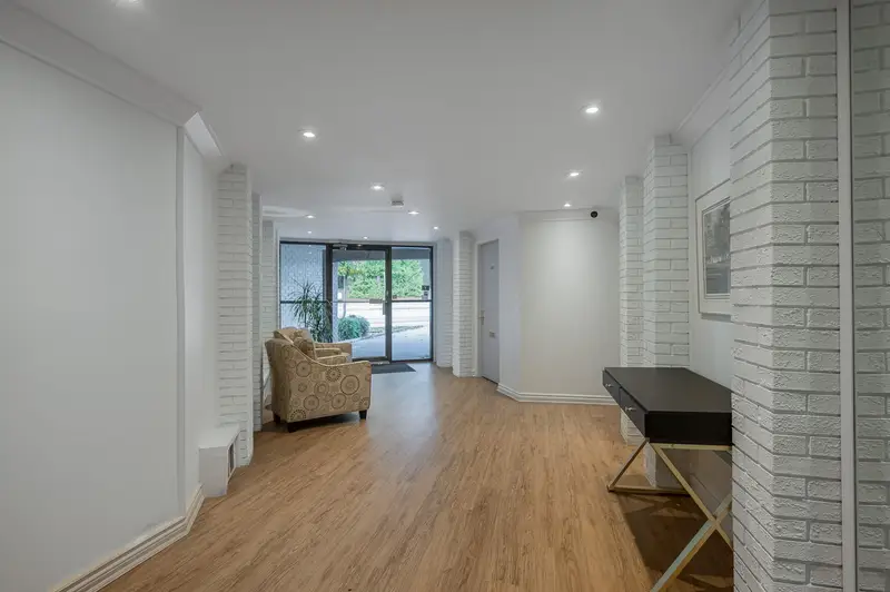 218 15020 NORTH BLUFF ROAD - photo 2 of 25