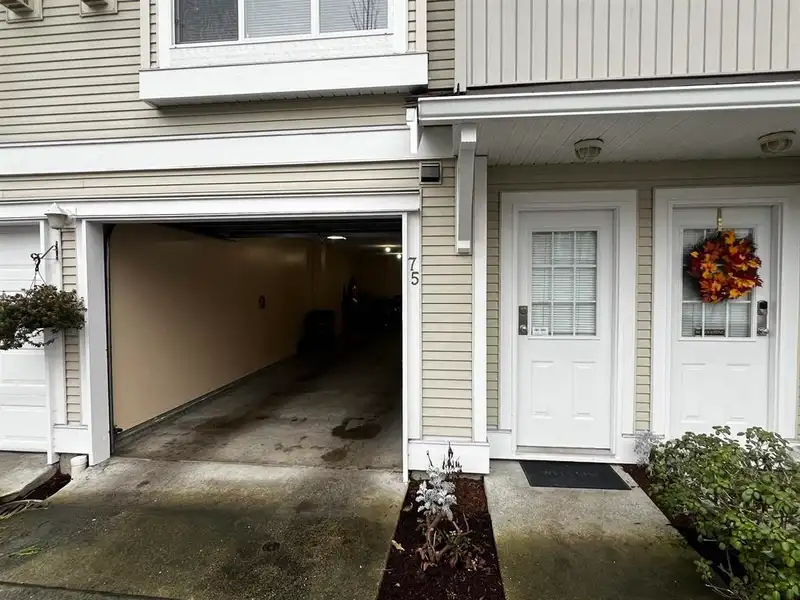 75 12110 75A AVENUE - photo 4 of 34