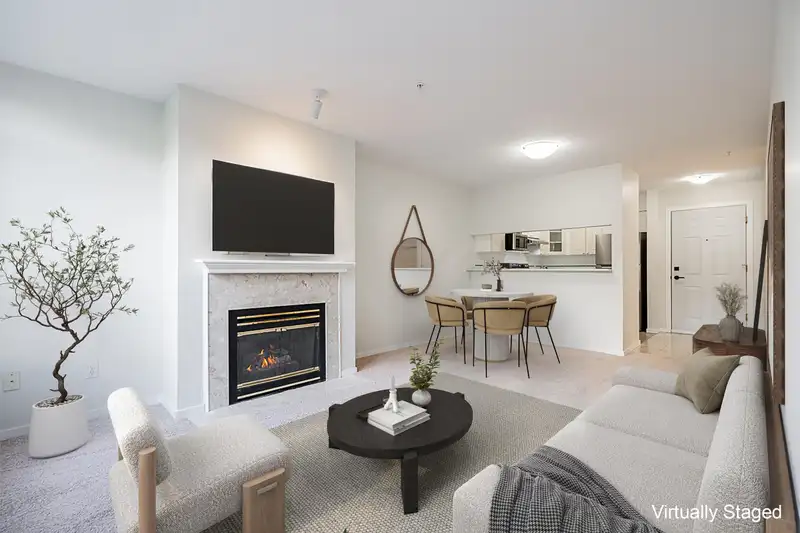 202 855 W 16TH STREET - photo 3 of 27