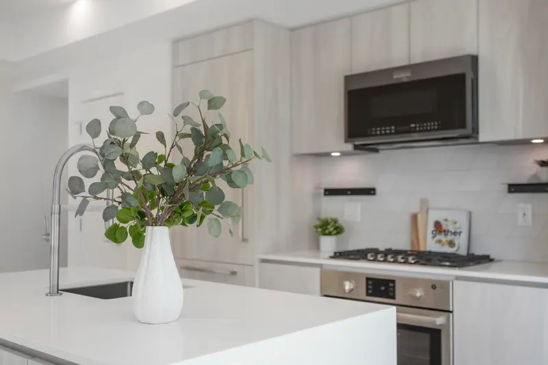 204 3264 VANNESS AVENUE - photo 3 of 25