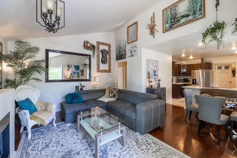 6220 W GREENSIDE DRIVE - photo 4 of 22