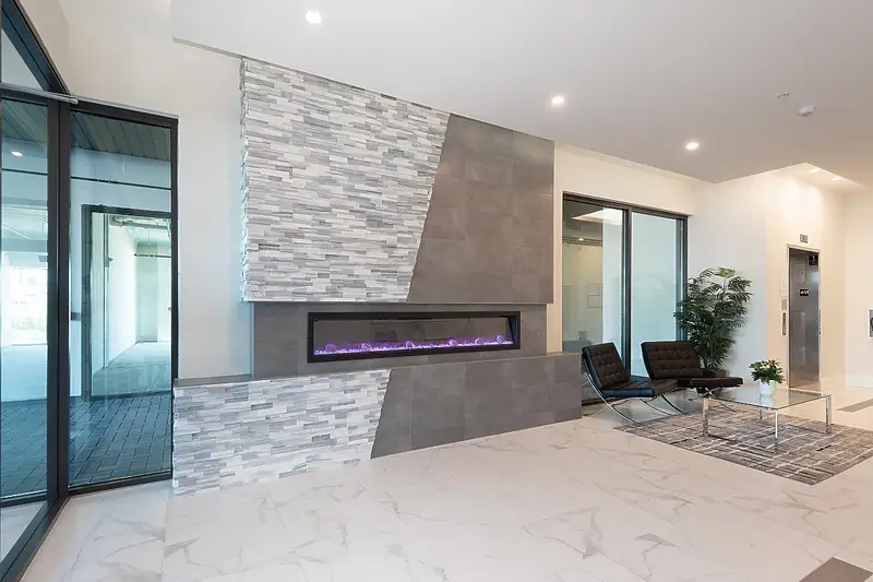 207 1633 TATLOW AVENUE - photo 3 of 25