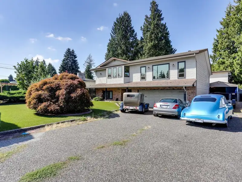 960 PORTER STREET - photo 2 of 32
