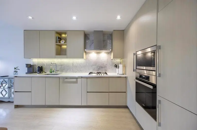 403 89 NELSON AVENUE - photo 4 of 14