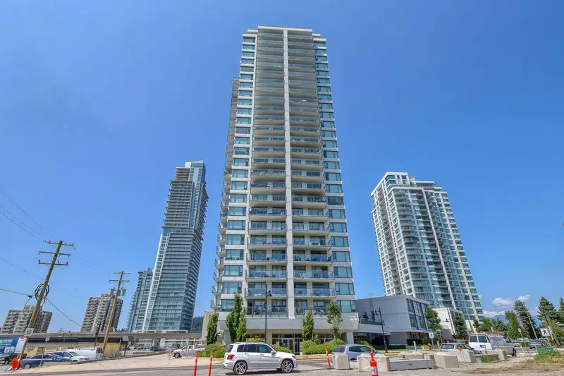 2804 570 EMERSON STREET - photo 1 of 25