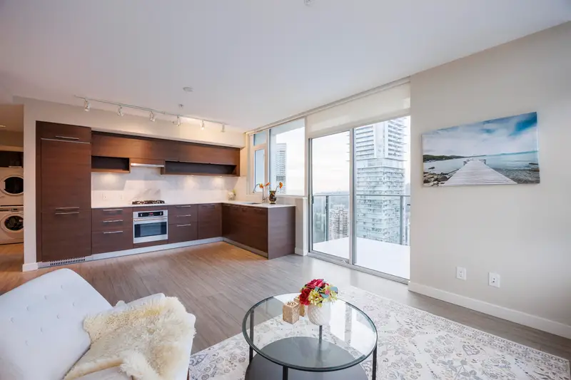 2804 570 EMERSON STREET - photo 2 of 25