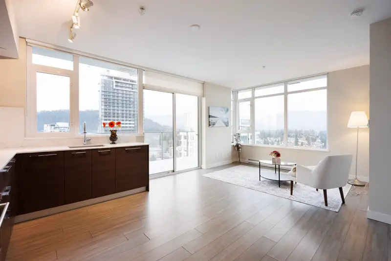 2804 570 EMERSON STREET - photo 3 of 25