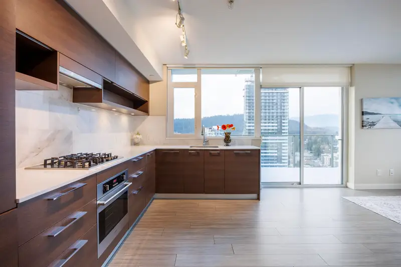 2804 570 EMERSON STREET - photo 4 of 25