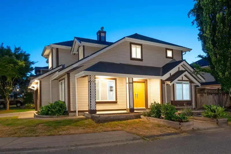 9381 203 STREET - photo 2 of 30