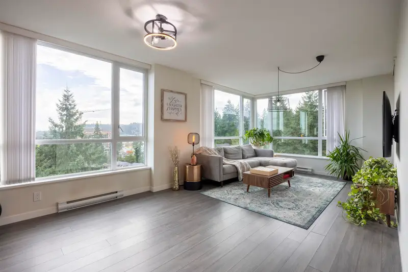 1204 3096 WINDSOR GATE - photo 1 of 25